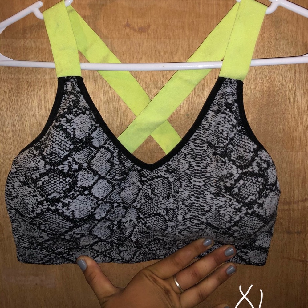 Crossed back sports bra